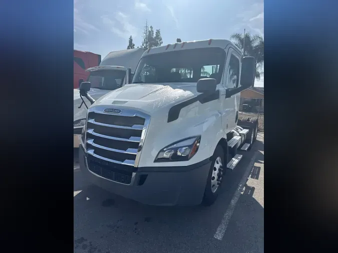 2019 FREIGHTLINER/MERCEDES NEW CASCADIA 11699cefb0d71acb3543c9102b6b04a7d16