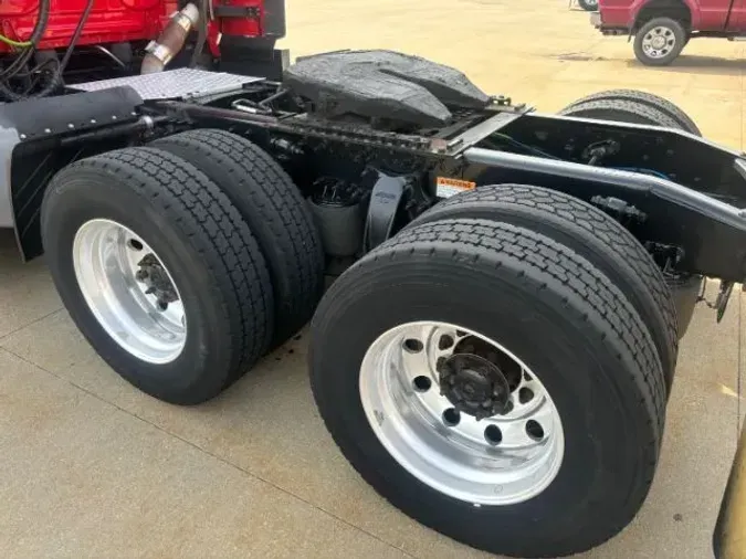 2021 Freightliner Cascadia 12699d05794f3efd9b3a267bd2621b176c9