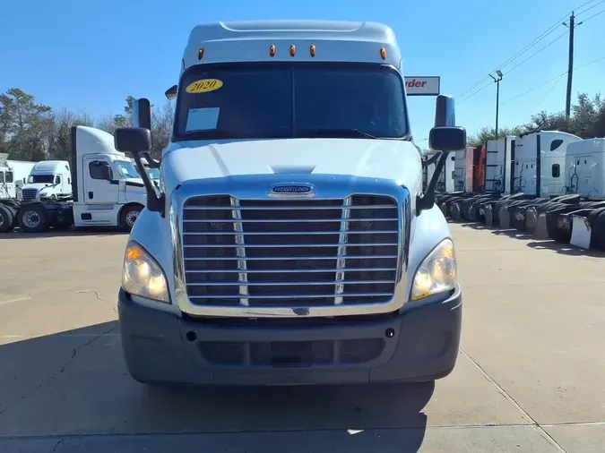 2020 FREIGHTLINER/MERCEDES CASCADIA 113" DAYCAB