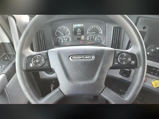 2021 FREIGHTLINER CA126