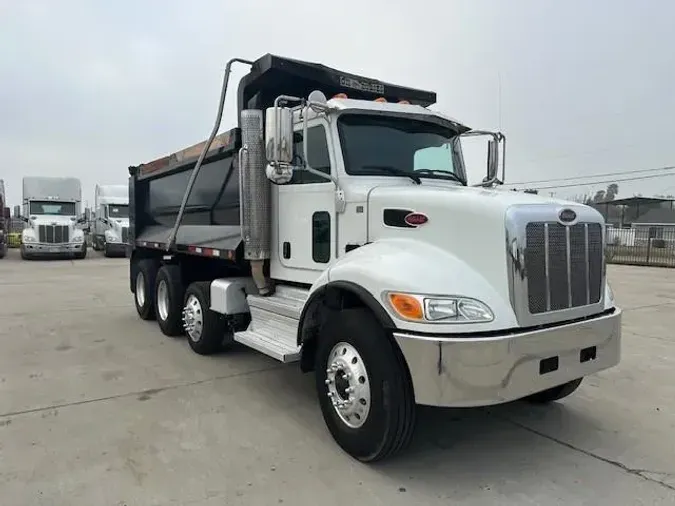 2020 Peterbilt 348