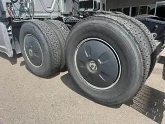 2022 Freightliner Cascadia
