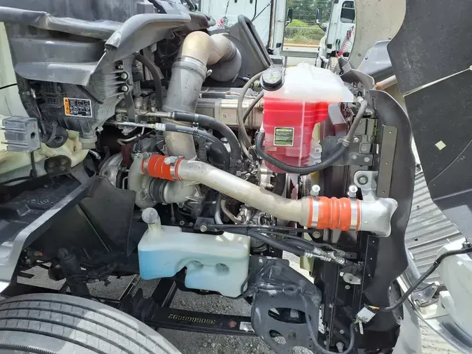 2020 NAVISTAR INTERNATIONAL RH613 DAYCAB S/A