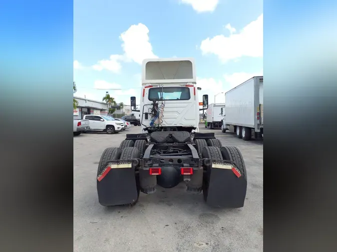2019 NAVISTAR INTERNATIONAL LT625 DAYCAB T/A
