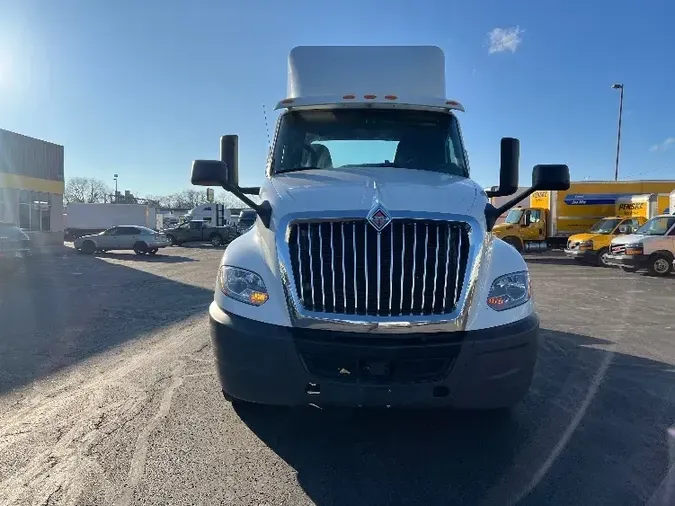 2019 International LT625