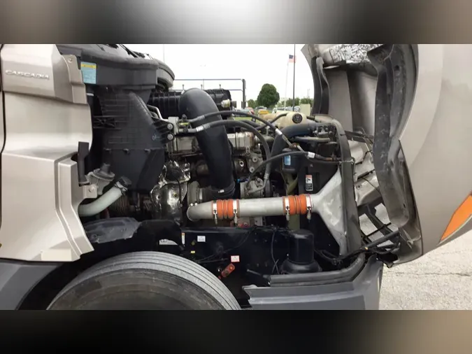 2022 Freightliner Cascadia 126