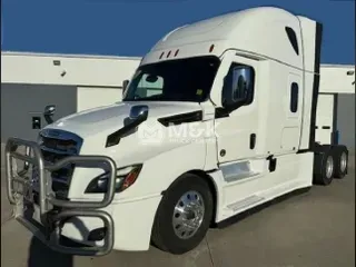 2024 FREIGHTLINER Cascadia 126