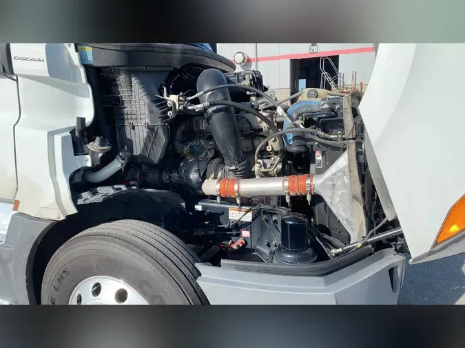 2022 Freightliner Cascadia 126