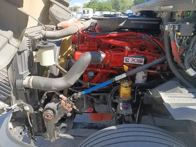 2019 NAVISTAR INTERNATIONAL LT625 SLPR CAB