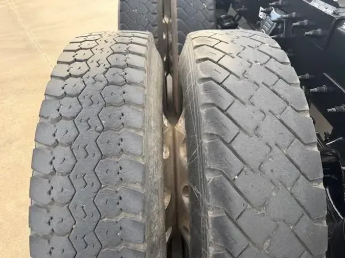 2020 Peterbilt 38999edd43bd77ac74dcc77bf5c6855fe78