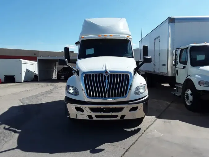 2020 NAVISTAR INTERNATIONAL LT625 SLPR CAB