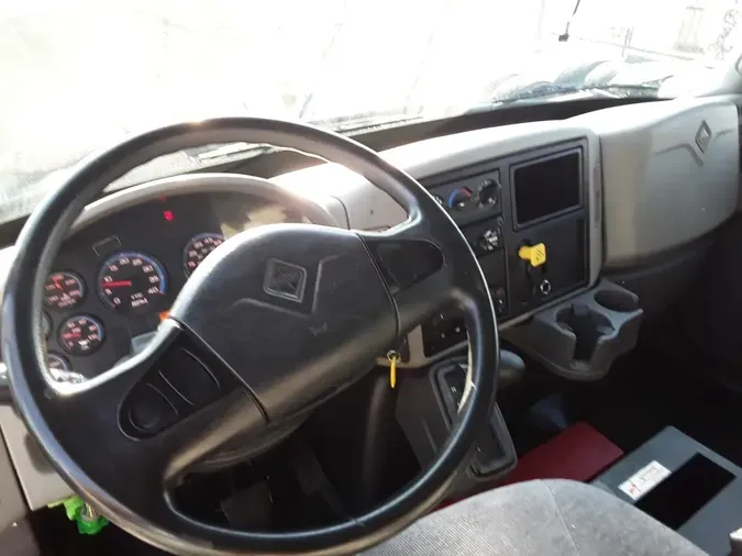 2019 NAVISTAR INTERNATIONAL 4300