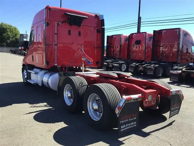 2020 FREIGHTLINER CA116