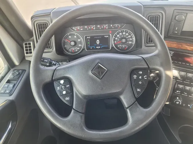 2020 International LT625