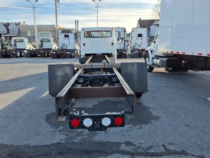 2019 FREIGHTLINER/MERCEDES M2 10699f52cbacc2bb77967de9443790bfff4