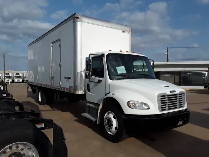 2019 FREIGHTLINER M2 106