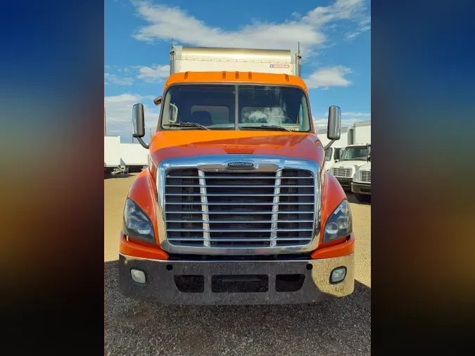 2018 FREIGHTLINER/MERCEDES CASCADIA 113