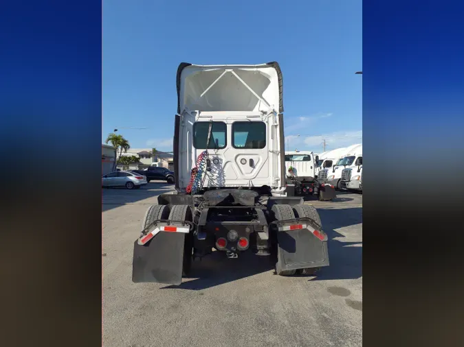 2019 FREIGHTLINER/MERCEDES NEW CASCADIA 126