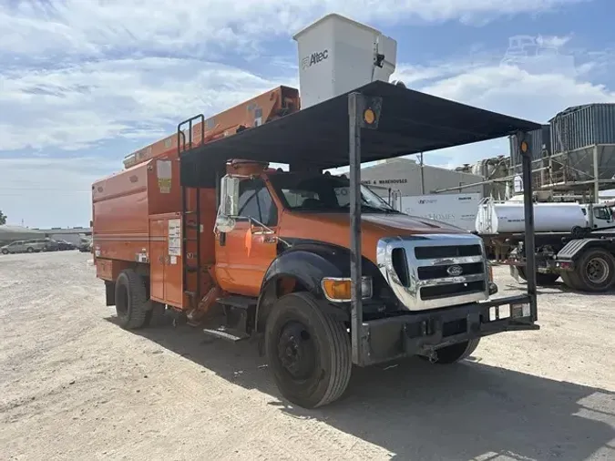 2013 ALTEC LR756 FM