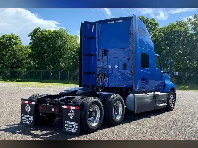 2022 INT LT625 6x4