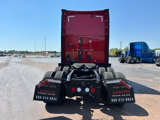 2022 KENWORTH T680