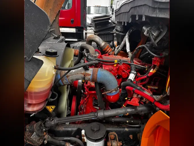 2019 NAVISTAR INTERNATIONAL 4300
