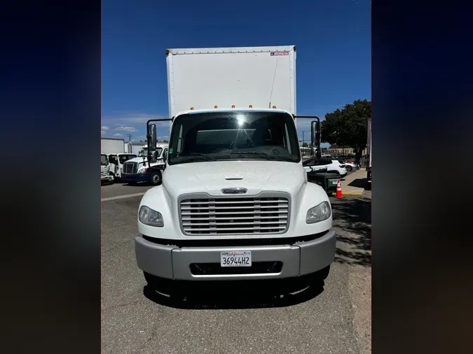 2018 FREIGHTLINER M2 106