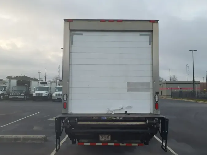 2018 FREIGHTLINER/MERCEDES M2 106