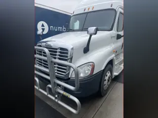 2014 Freightliner CASCADIA 125