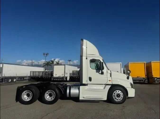 2019 Freightliner Cascadia