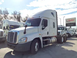 2019 FREIGHTLINER/MERCEDES CASCADIA 125