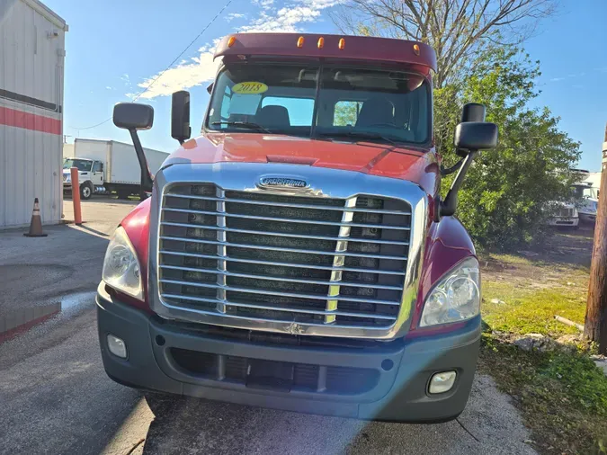 2018 FREIGHTLINER/MERCEDES CASCADIA 125