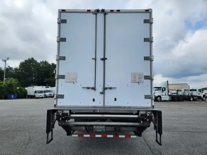2019 FREIGHTLINER M2 106