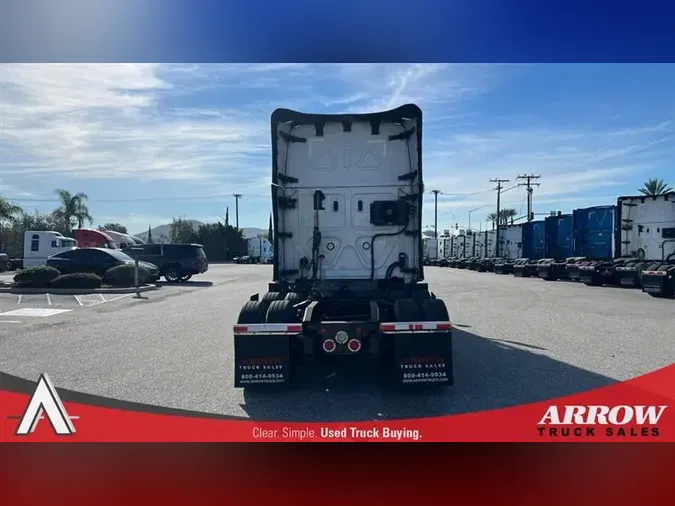 2022 FREIGHTLINER CA126