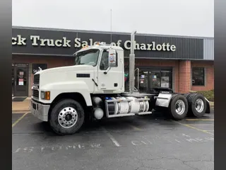 2022 Mack PI64T M778