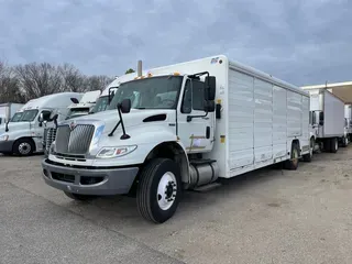 2013 Navistar International 4300