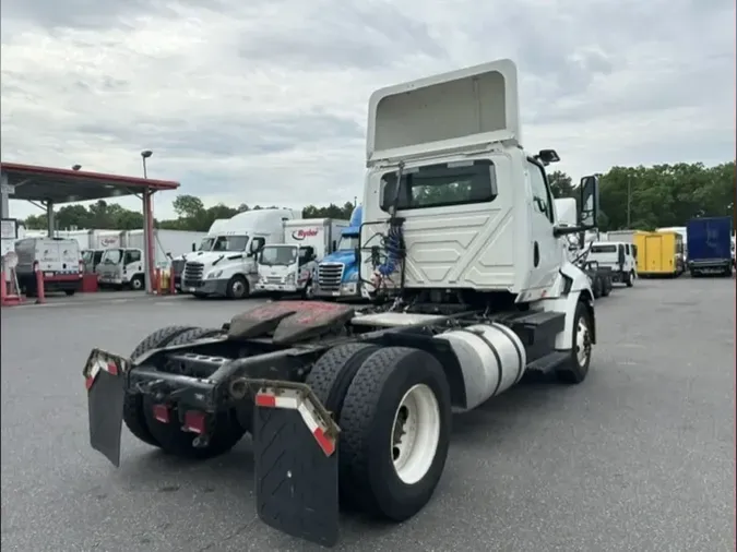 2020 NAVISTAR INTERNATIONAL RH613 DAYCAB S/A9a234f1f065fe6ed6ff52c9a6cc32a14
