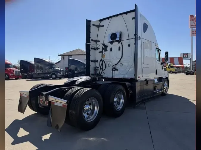 2021 Freightliner Cascadia9a261a6c5cc99965cb6fc9be41efb78b