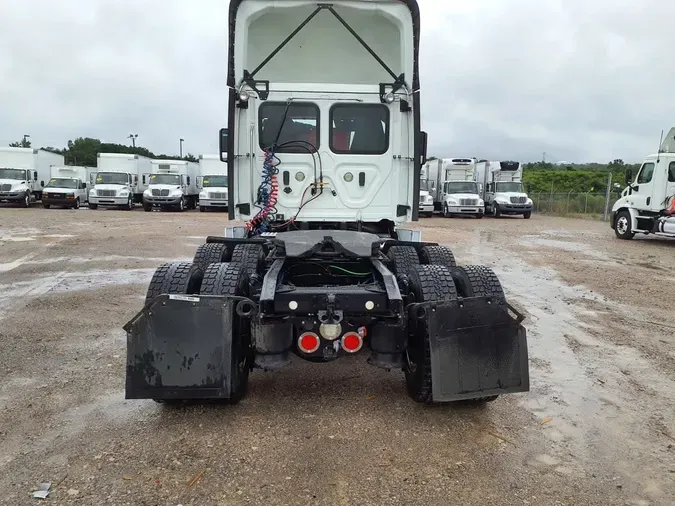 2019 FREIGHTLINER CASCADIA 125