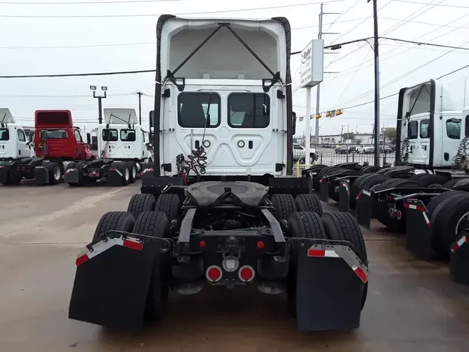 2019 FREIGHTLINER/MERCEDES CASCADIA 125