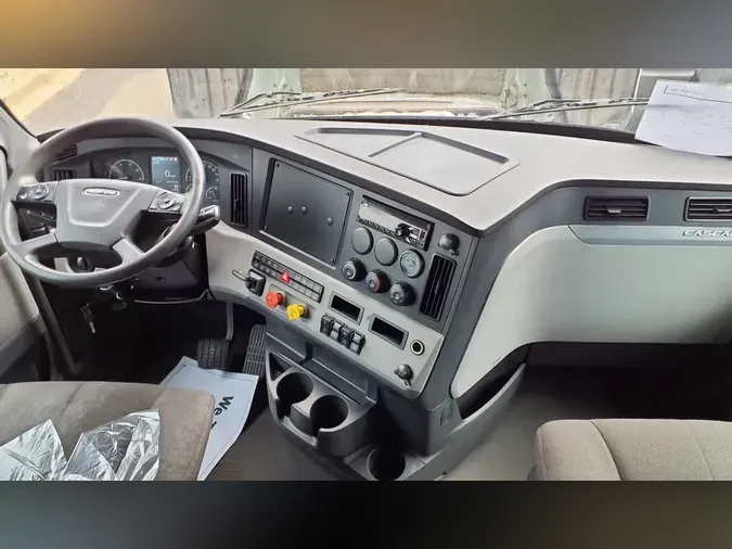 2020 FREIGHTLINER/MERCEDES NEW CASCADIA PX126649a2aa0b137e3ce6fbea4a329dfdffe0d