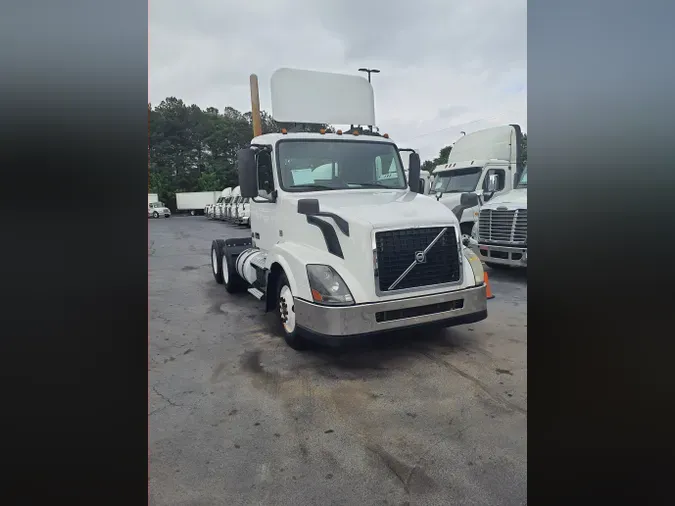 2015 VOLVO VNL64TRACTOR