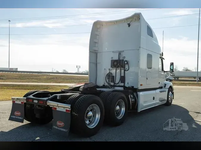 2022 PETERBILT 579