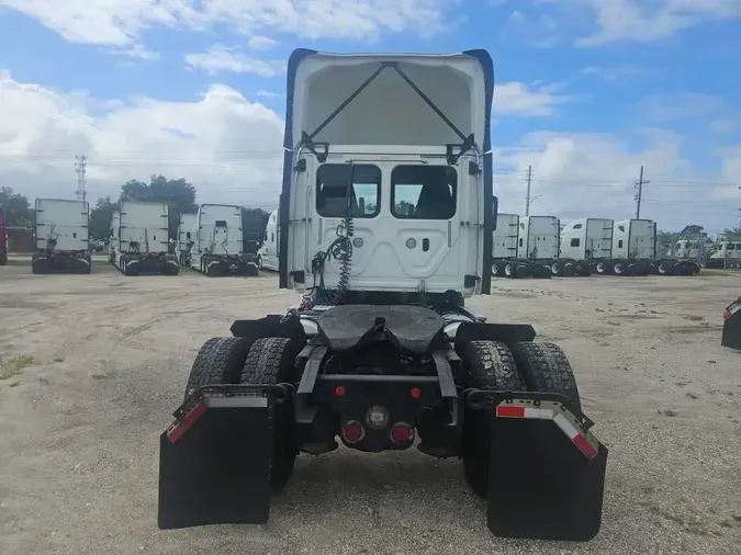 2018 FREIGHTLINER/MERCEDES CASCADIA 1139a30655b97a0c7746eebe95fe291a1a9