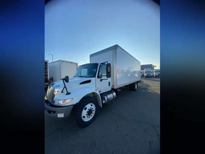 2018 NAVISTAR INTERNATIONAL 4300 LP