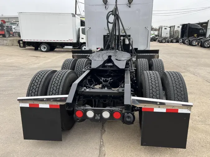 2019 Kenworth T880