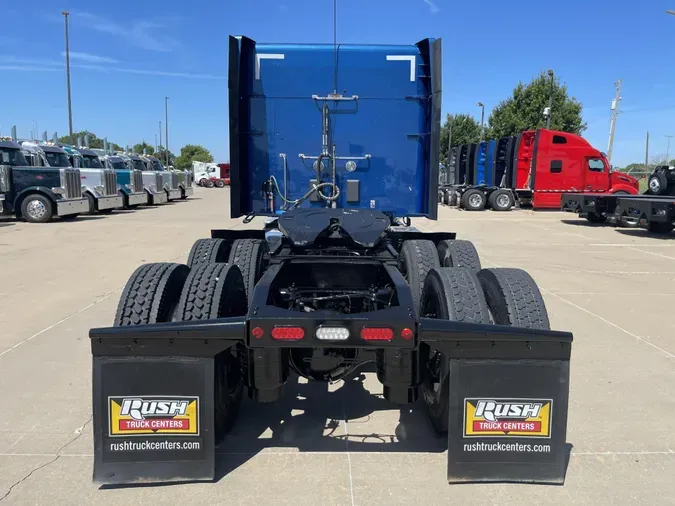 2023 Peterbilt 579