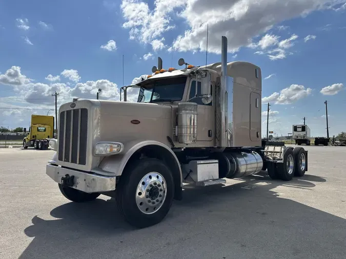 2020 Peterbilt 389