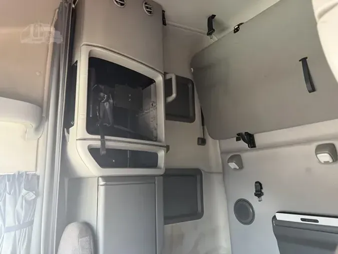 2020 VOLVO VNL64T7609a380b47e7526ef4c309385021a8733c