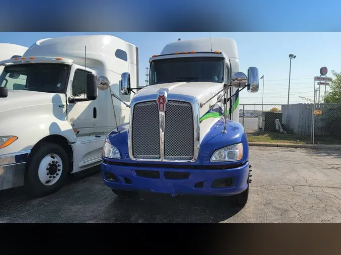 2013 KENWORTH T660